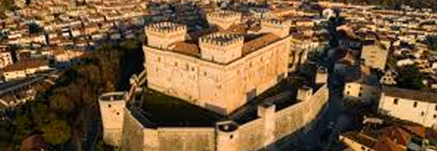 Castello Piccolomini